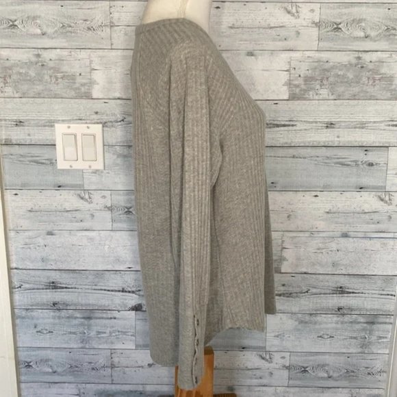 NWT CHASER Small (will fit m also) Gray Oversized Thermal Shirt Button Cuffs - Picture 7 of 9